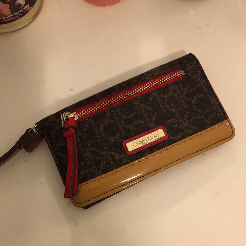 Calvin Klein wristlet